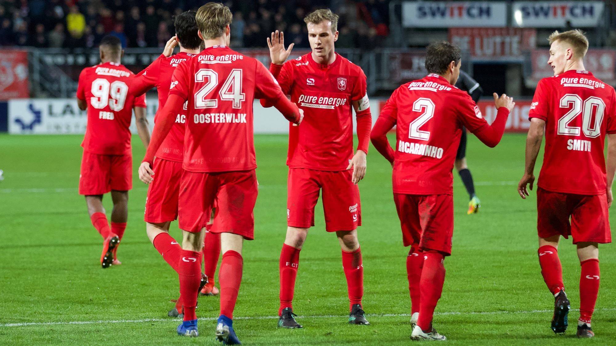 赛事中展开 赛事中展开