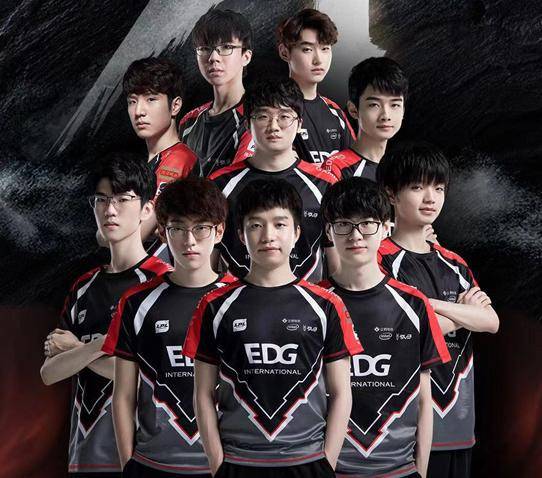 着中国足协 着中国足协