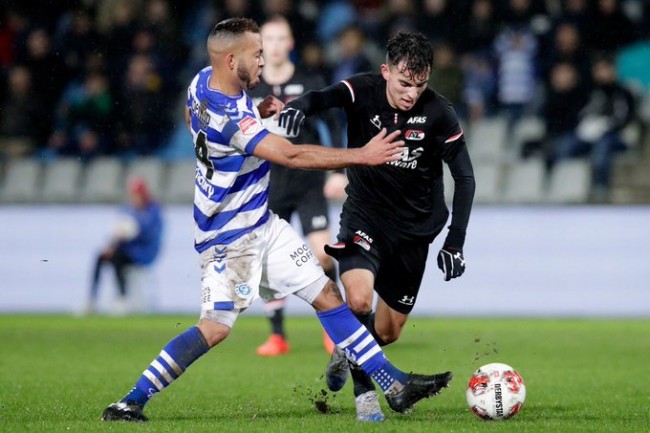 态与坚定的 态与坚定的