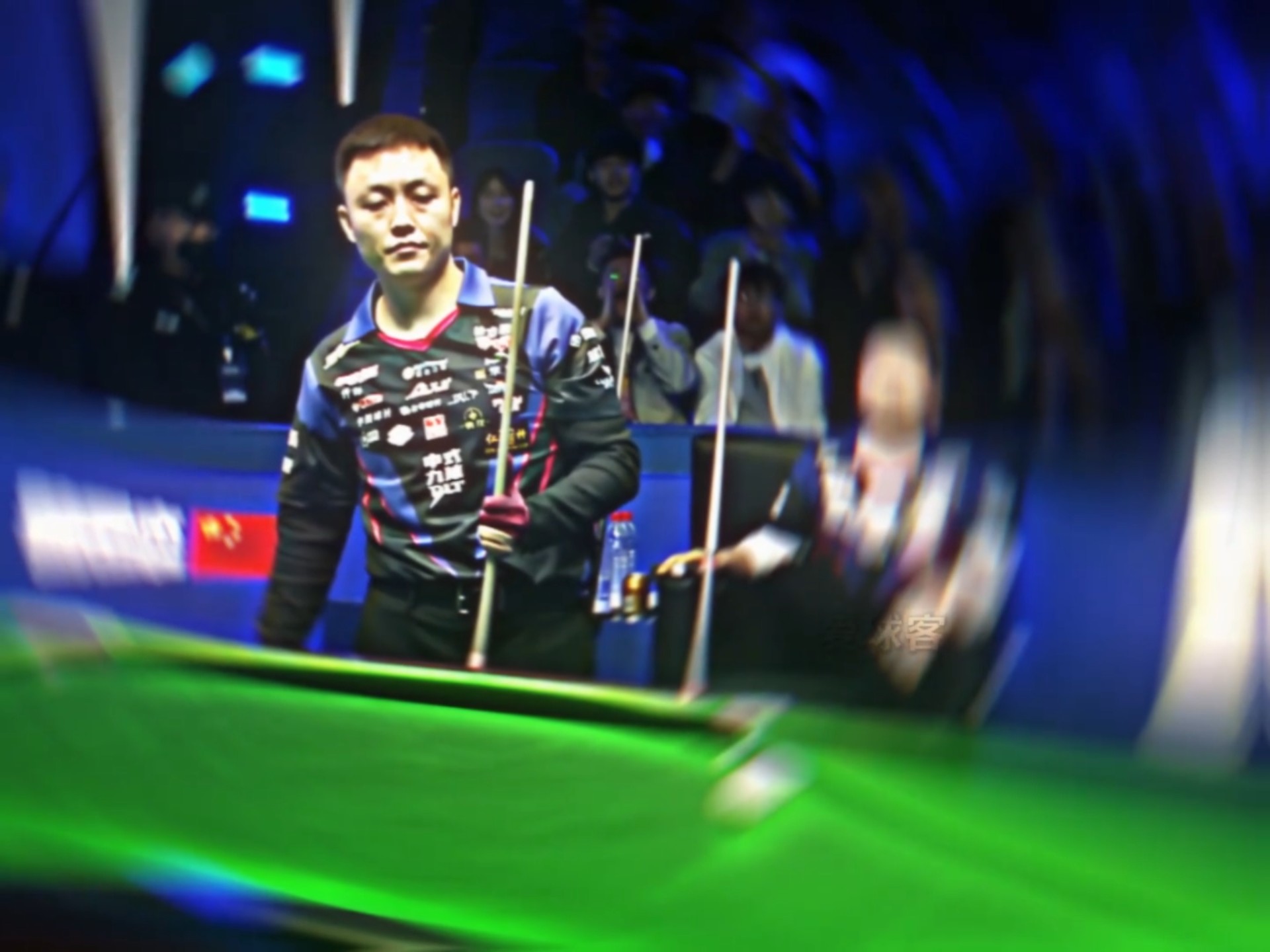 被球迷亲切 被球迷亲切